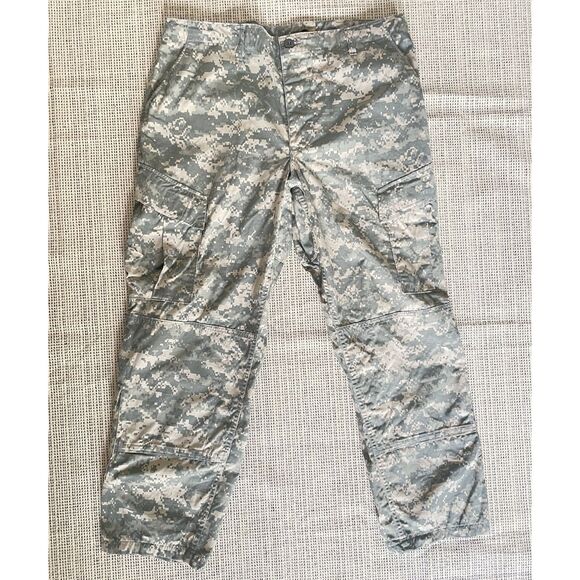 US Army Men ACU Combat Pants Digital Camo Large Short Military Tactical Cargo - Picture 1 of 4